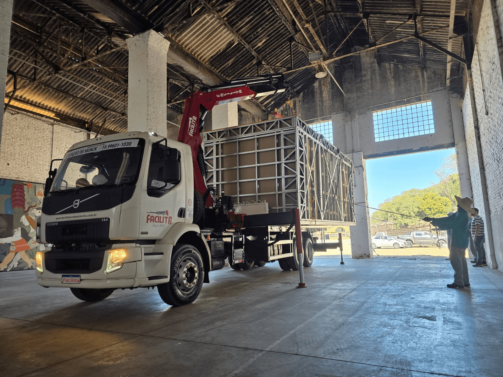 Fotos caminhão munck da facilita Fotos caminhão munck da facilita