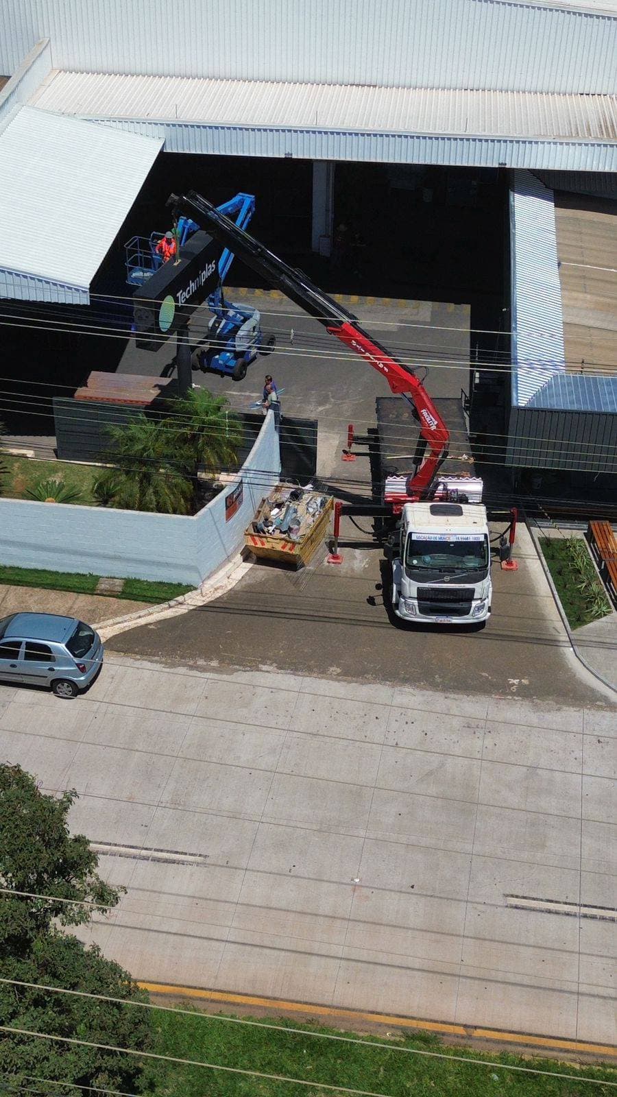 Fotos caminhão munck da facilita Fotos caminhão munck da facilita